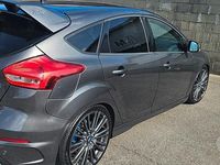 Usata Ford Focus RS 350 CV (257 kW) 2017 Grigio Berlina