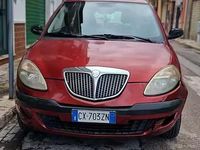 Usata Lancia Ypsilon 60 CV (44 kW) 2005 Rosso Utilitaria