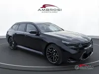 Nuova BMW M5 Comfort Edition 727 CV (534 kW) 2026 Carbon black metallizzato Station wagon