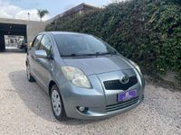 usata Toyota Yaris 1.D-4D 5 porte Sol usato