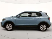 Usata VW T-Cross Life 95 CV (69 kW) 2024 Clear blue metallizzato SUV