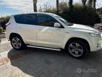 Usata Toyota RAV4 150 CV (110 kW) 2011 SUV