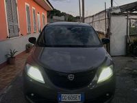 Usado Lancia Ypsilon Gold 69 HP (50 kW) 2020 Citadino