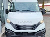 Nuova Iveco Daily 116 CV (85 kW) 2025 Bianco pastello Berlina