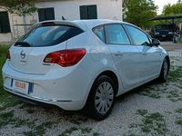 Usata Opel Astra 140 CV (102 kW) 2015 Bianco Berlina
