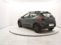 Usata Dacia Sandero Expression 101 CV (74 kW) 2025 Grigio scisto Berlina