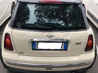 Begagnad Mini ONE 90 HK (66 kW) 2003 Halvkombi