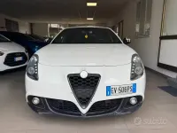 Usata Alfa Romeo Giulietta Distinctive 120 CV (88 kW) 2014 Bianco Utilitaria