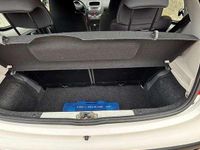 Usata Peugeot 107 Access 68 CV (50 kW) 2010 Bianco Utilitaria