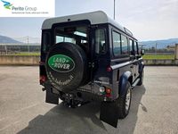 Usata Land Rover Defender 122 CV (89 kW) 2014 Blu / metallizzato Station wagon