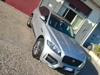 Usata Jaguar F-Pace 180 CV (132 kW) 2016 Grigio SUV