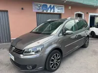 Usata VW Touran Highline 140 CV (102 kW) 2014 Grigio Monovolume
