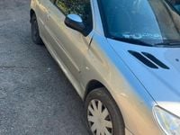 Usata Peugeot 206 68 CV (50 kW) 2006 Grigio Berlina