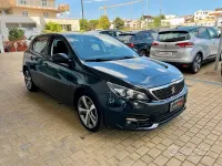 Usata Peugeot 308 Allure 120 CV (88 kW) 2018 Blu scuro met. Berlina