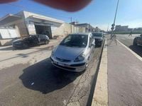 Usata Honda Jazz LS 77 CV (56 kW) 2003 Argento Utilitaria