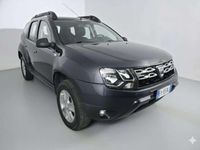 Usata Dacia Duster Lauréate 105 CV (77 kW) 2015 Grigio SUV