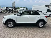 Usata VW T-Roc Life 150 CV (110 kW) 2023 Bianco pastello SUV