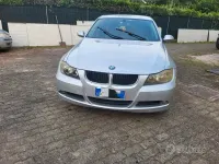 Usado BMW 320 177 CV (130 kW) 2008 Gris Berlina