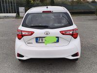 Usata Toyota Yaris 72 CV (52 kW) 2019 Bianco Berlina