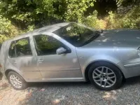 Usata VW Golf IV 105 CV (77 kW) 2003 Berlina
