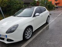 Usata Alfa Romeo Giulietta 105 CV (77 kW) 2010 Bianco Berlina