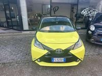 Usata Toyota Aygo Cool 69 CV (50 kW) 2017 Giallo e nero Utilitaria