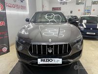 Usata Maserati Levante 275 CV (202 kW) 2017 Grigio SUV
