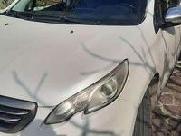 Usata Peugeot 2008 Allure 99 CV (72 kW) 2016 SUV