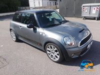Usata Mini Cooper S 175 CV (128 kW) 2009 Grigio Utilitaria
