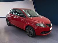 Usata Lancia Ypsilon Gold 71 CV (52 kW) 2021 Rosso Utilitaria