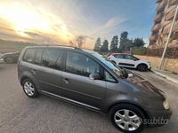 Usata VW Touran 105 CV (77 kW) 2006 Grigio Monovolume