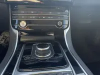 Usata Jaguar XE Prestige 179 CV (131 kW) 2019 Nero Berlina