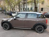 Usata Mini Cooper D Countryman 111 CV (81 kW) 2015 Marrone SUV