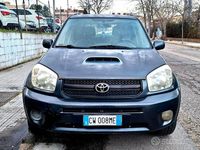 Second-hand Toyota RAV4 Sol 116 CP (85 kW) 2005 Gri SUV