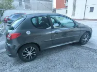 Usata Peugeot 206+ 68 CV (50 kW) 2011 Grigio Utilitaria