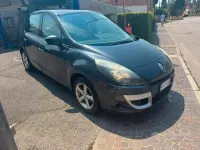 Usata Renault Scénic III 110 CV (80 kW) 2011 Nero Monovolume