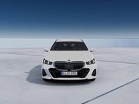 Nuova BMW 530e M Sport 190 CV (139 kW) 2025 Alpin white Station wagon
