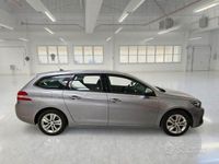Usata Peugeot 308 Active 102 CV (75 kW) 2018 Grigio Station wagon