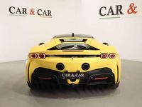 Usata Ferrari SF90 999 CV (734 kW) 2023 Giallo Coupé