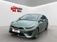 Usata Kia ProCeed GT-Line 140 CV (102 kW) 2025 Verde Station wagon