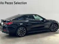 Usata BMW i4 M Sport 105 kW (143 CV) 2022 Saphirschwarz metallizzato Berlina