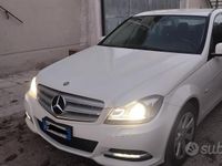Usata Mercedes C220 170 CV (125 kW) 2012 Bianco Berlina