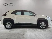 Usata Toyota Yaris Cross Active 116 CV (85 kW) 2021 Super white SUV