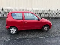 Usata Fiat 600 60 CV (44 kW) 2010 Rosso Utilitaria