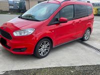 Usata Ford Tourneo 101 CV (74 kW) 2018 Rosso Monovolume