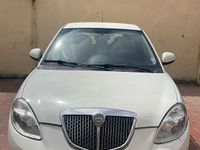 Usata Lancia Ypsilon 69 CV (50 kW) 2010 Bianco Utilitaria