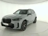 Usata BMW X5 M Sport 352 CV (258 kW) 2025 Black sapphire metallizzato SUV