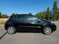 Usata Renault Clio IV Dynamique 75 CV (55 kW) 2012 Nero Berlina
