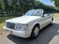 Usata Mercedes E200 136 CV (100 kW) 1994 Bianco Cabrio