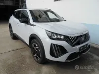 Nuova Peugeot 2008 Allure 100 CV (73 kW) 2025 Bianco SUV
